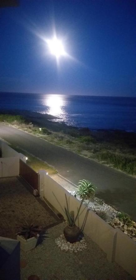 Wave Dancer Bed and Breakfast Gansbaai Esterno foto